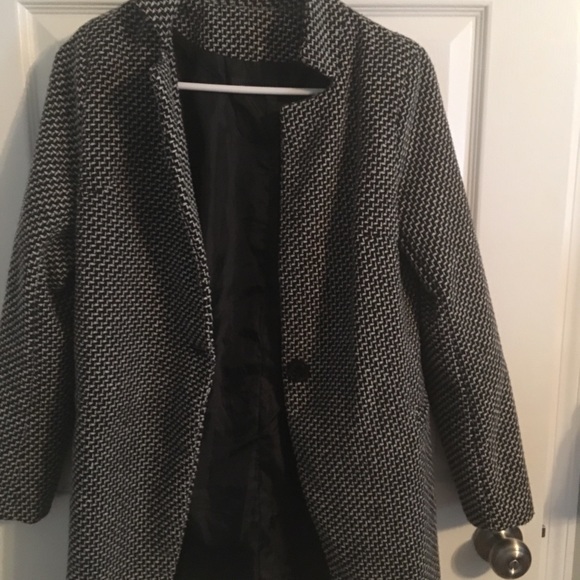 Light coat - Picture 3 of 5